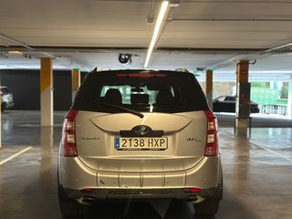 Mahindra XUV 500 2014