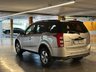 Mahindra XUV 500 2014