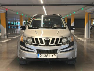 Mahindra XUV 500 2014