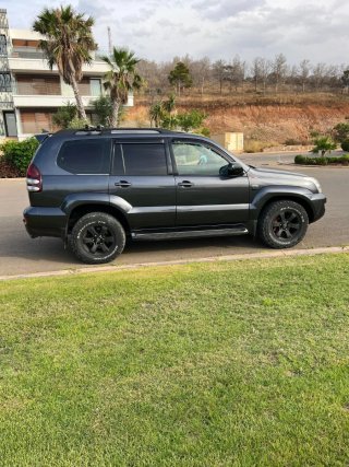 Toyota Land Cruiser 2004