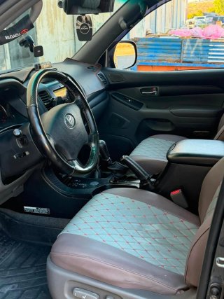 Toyota Land Cruiser 2004
