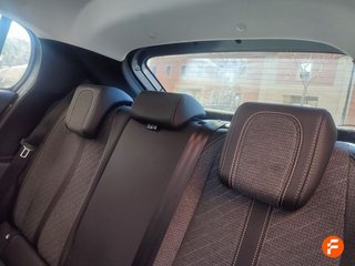 Peugeot 208 Allure Gasolina 100 S&S 6 Vel. MAN
