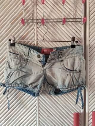 Shorts vaqueros Bershka