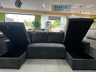 Sofá cama gris en forma de U con 2 Arcones