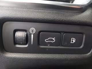 VOLVO V60 2.0 T8 BUSINESS PLUS AUTO