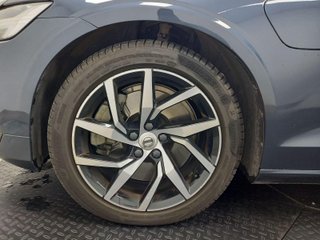 VOLVO V60 2.0 T8 BUSINESS PLUS AUTO