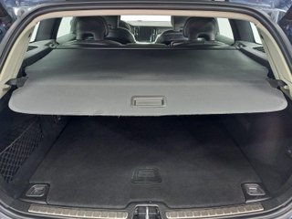 VOLVO V60 2.0 T8 BUSINESS PLUS AUTO