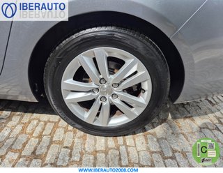 Peugeot 308 2016