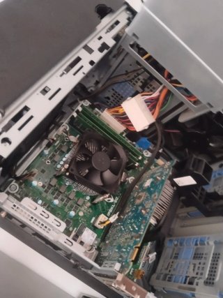 Torre Gaming Alienware R5  Negra y Azul