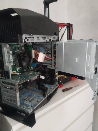 Torre Gaming Alienware R5  Negra y Azul