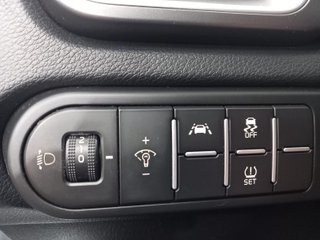 KIA XCEED 1.6 MHEV IMT DRIVE 100KW (136CV)
