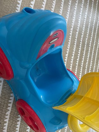Correpasillos Chicco azul y amarillo