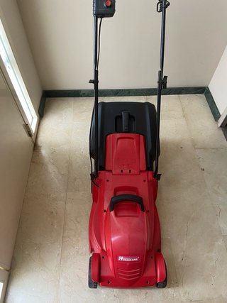 Cortacésped Eléctrico Rojo marca HURRICANE