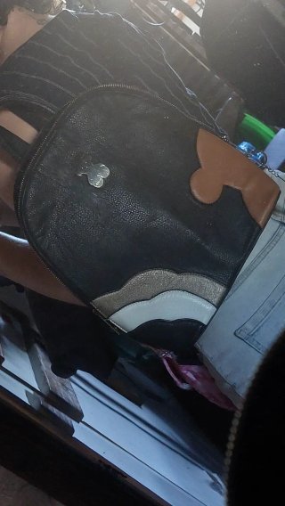 Mochila Osito Negra y Marrón