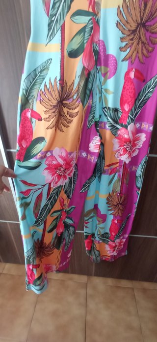 Mono largo estampado tropical