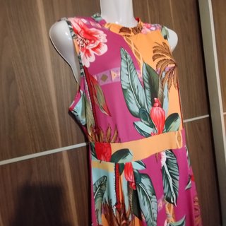 Mono largo estampado tropical