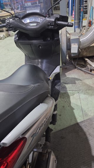 Yamaha XMAX 250cc
