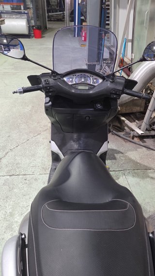 Yamaha XMAX 250cc