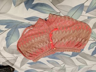 Shorts vaqueros amarillos desgastados