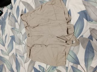 Shorts vaqueros amarillos desgastados