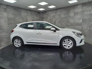 RENAULT CLIO 1.6 E-Tech 140ch Business