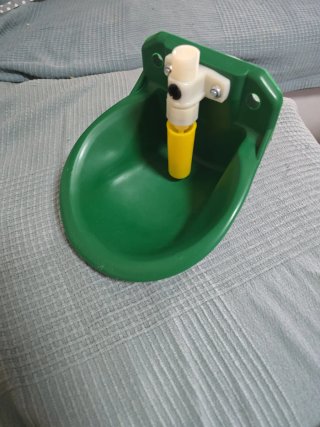 Bebedero automatico per bestiame