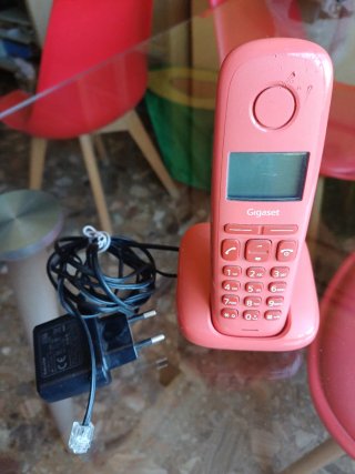 Teléfono Inalámbrico Gigaset A170 Rojo