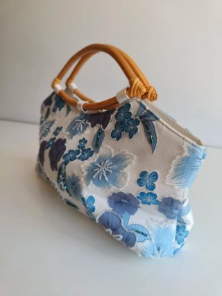 Bolso ceremonia bambú floral azul y blanco