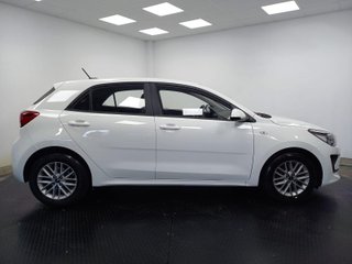 KIA RIO 1.0 T-GDI 74KW (100CV) MHEV IMT CONCEPT