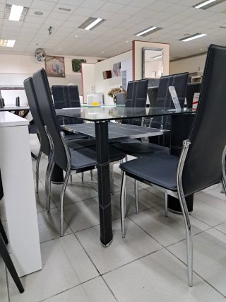 Mesa de comedor con 6 sillas