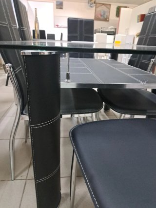 Mesa de comedor con 6 sillas