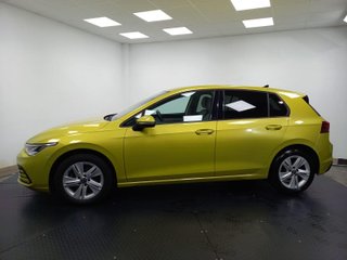 VOLKSWAGEN GOLF VIII 1.5 eTSI Life OPF DSG
