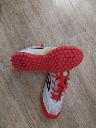 Zapatillas Adidas Fútbol Tacos Césped