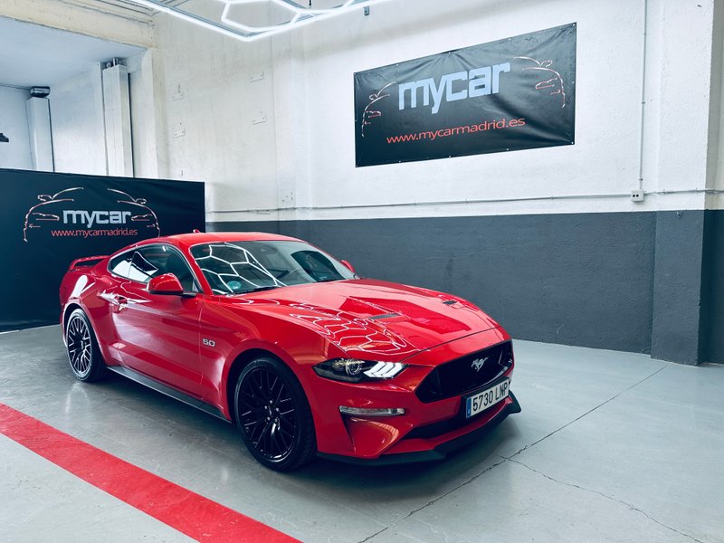 Ford Mustang 2021 - foto 1