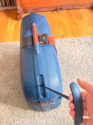 Maleta Samsonite Azul Rígida con Ruedas