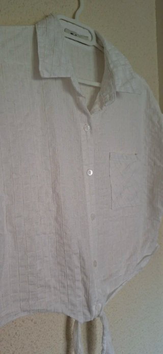Blusa blanca anudada talla única