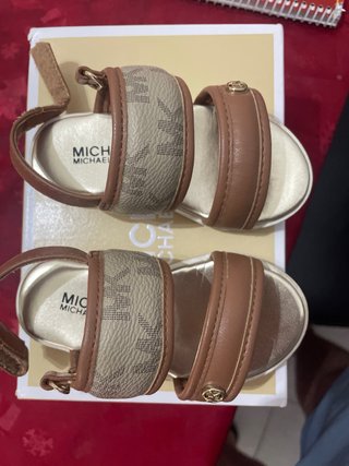 Chanclas Michael Kors Niña Marrón y Dorado