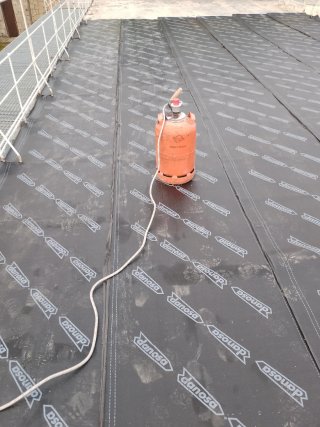 Reformas integrales  Pintura. Fontanería Electric