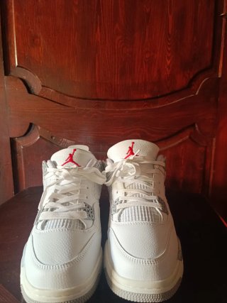 Zapatillas Jordan Nuevas Blancas y Grises