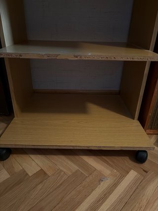 Mesa ordenador con ruedas