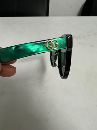 Gafas Gucci GG0960SA 001 Doradas y Verdes
