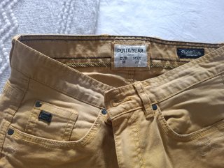 Pantalón Pull&Bear Talla 38 Amarillo