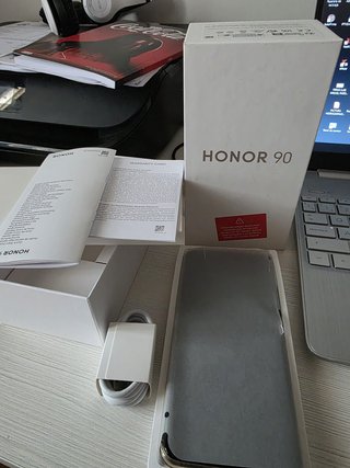 Honor 90 512GB Verde - Como Nuevo