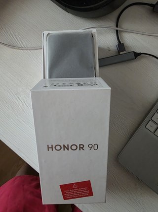 Honor 90 512GB Verde - Como Nuevo