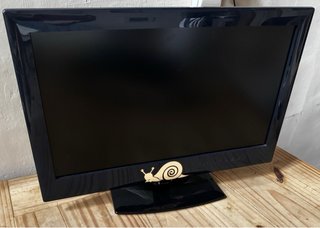TV LG 22 LED HD + Mando + Cable