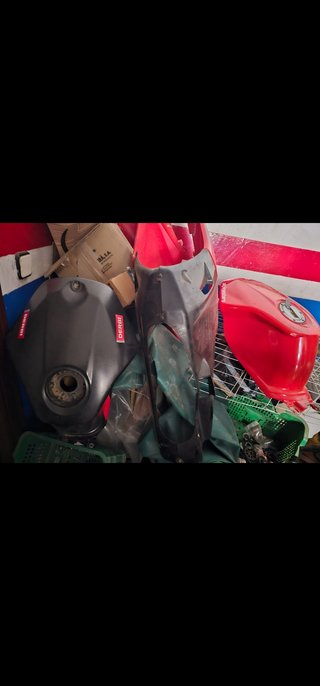 Depósito Gasolina Derbi GPR 50cc 125cc tanque