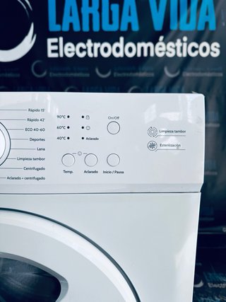 609.Lavadora Artica 6 kilos Inverter Fondo Reducid