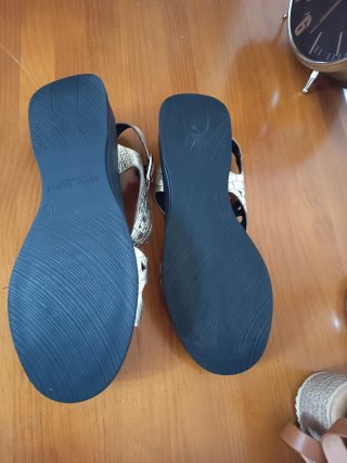 Sandalias Paula Urban Piel Doradas