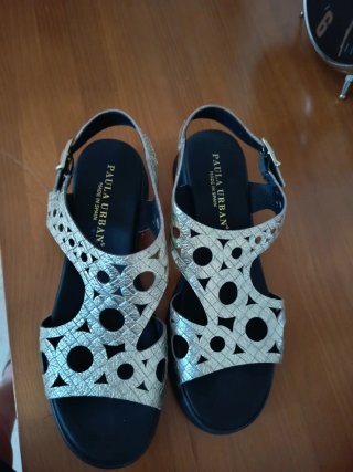 Sandalias Paula Urban Piel Doradas