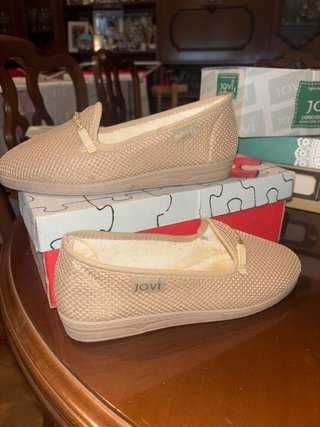 Zapatos Jovi Talla 37 Beige